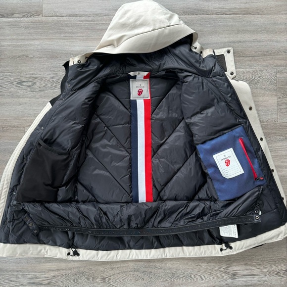 Moncler x Rolling Stones Puffer Jacket - Picture 6 of 11